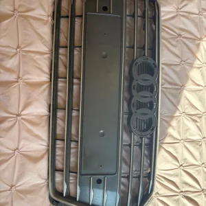 Audi grill - Image 2