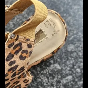 Leopard print heels - Image 3