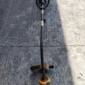 McCulloch petrol strimmer - Image 2