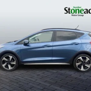 2022 Ford Fiesta 1.0 EcoBoost Hybrid 5-door hatchback - Image 3