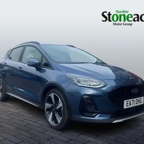 2022 Ford Fiesta 1.0 EcoBoost Hybrid 5-door hatchback