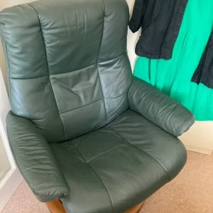 Green leather armchair - Image 2