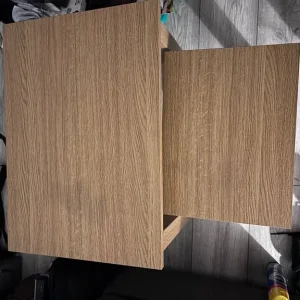 Oak effect nest of tables - Image 3