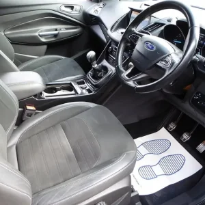 2017 Ford Kuga TDCi EcoBlue ST-Line SUV Diesel Manual - Image 8