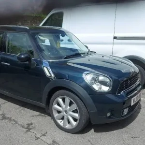 2012 Mini Countryman Cooper SD Manual - Image 3