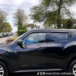 Nissan Juke 2015 1.6L 5-door hatchback