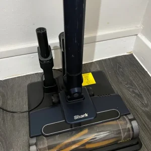 Shark cordless hand hoover