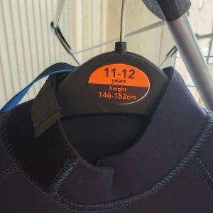 Kid (146cm-152cm) 4/3mm Decathlon wetsuit - Image 5