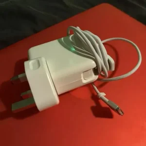 Apple MacBook Air 13 inch 2017 - Image 8