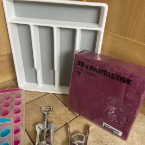 Box Of Kitchen Gadgets & Accessories - Image 2
