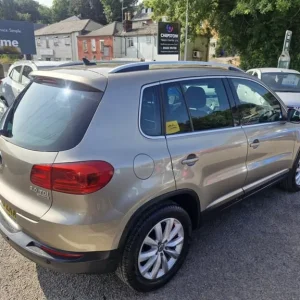 2014 Volkswagen Tiguan 2.0 TDI BlueMotion Tech Match SUV - Image 2
