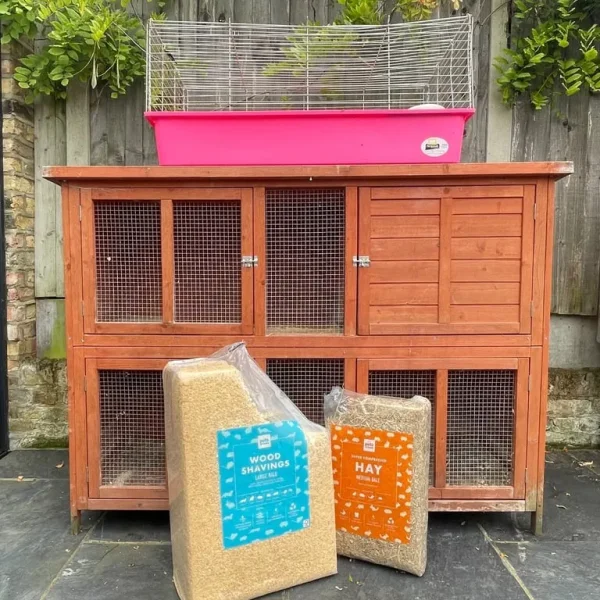 5ft two-storey guinea pig and rabbit hutch