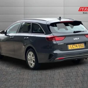 2024 Kia Ceed 1.5T GDi ISG 138 2-door 5-seat Estate Petrol Manual - Image 2