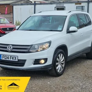 2014 Volkswagen Tiguan 1.4 TSI 4WD Estate - Image 3