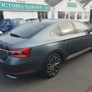 2020 Skoda Superb L&K 2.0 Tsi Hatchback - Automatic - Image 6