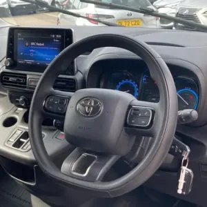 2022 Toyota ProAce L1 Electric Icon Van 50kWh Auto Van Electric Automatic - Image 6