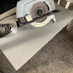 Wolf 9-inch Circular Rip Saw - Image 5