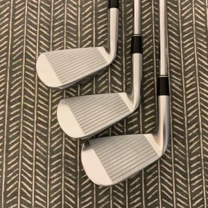 Srixon ZXi7 Irons 5-PW Stiff - Image 4