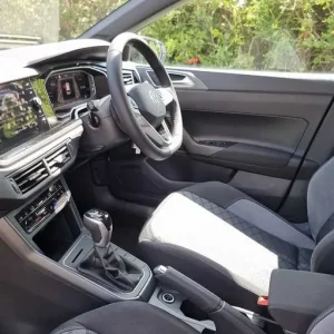 2025 Volkswagen Polo 1.0 TSI 115 Black Edition 5-door hatchback - Image 2