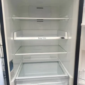 Samsung total frost free fridge freezer with water dispenser - Image 4