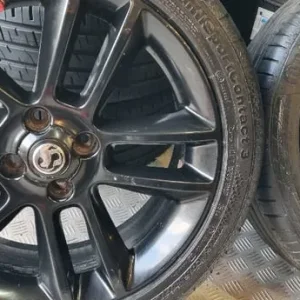 Vauxhall Genuine 17-inch alloy wheels with 4 tyres - Image 8