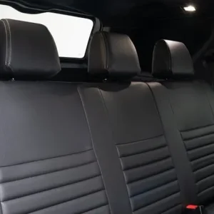 2024 Land Rover Discovery 3.0 D300 Dynamic HSE Hard Top Urban 5-seat - Image 4