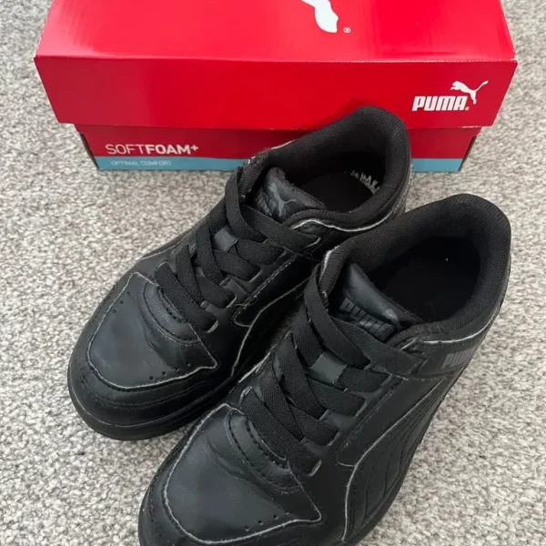 Kids Size 12 Puma PE Trainers - Black