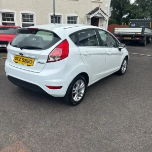Ford Fiesta Hatchback 2014 Manual 5-door - Image 3