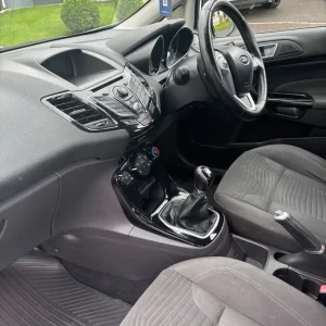 Ford Fiesta Hatchback 2014 Manual 5-door - Image 8