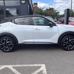 2025 Nissan Juke 1.0 DiG-T Tekna+ 5-door DCT Hatchback - Image 2