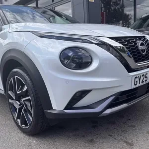 2025 Nissan Juke 1.0 DiG-T Tekna+ 5-door DCT Hatchback - Image 8