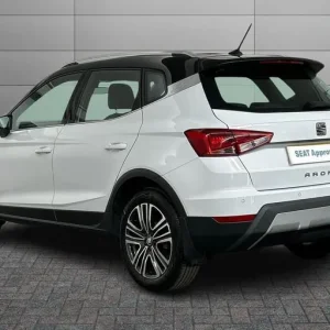 2024 SEAT Arona 1.0 TSI petrol manual - Image 3