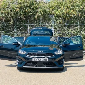 2022 Kia Ceed 1.5T GDi ISG GT-Line 5-door hatchback manual - Image 2