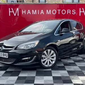 2013 Vauxhall Astra 1.6 16v Elite Hatchback - Image 3