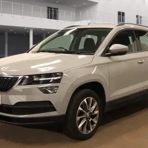 2021 Skoda Karoq Estate 1.5 TSI Manual with All the Modern Features - Image 2