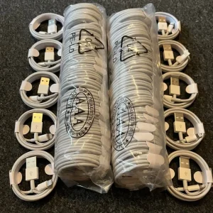 200 iPhone Lightning Cables 1m - Image 2