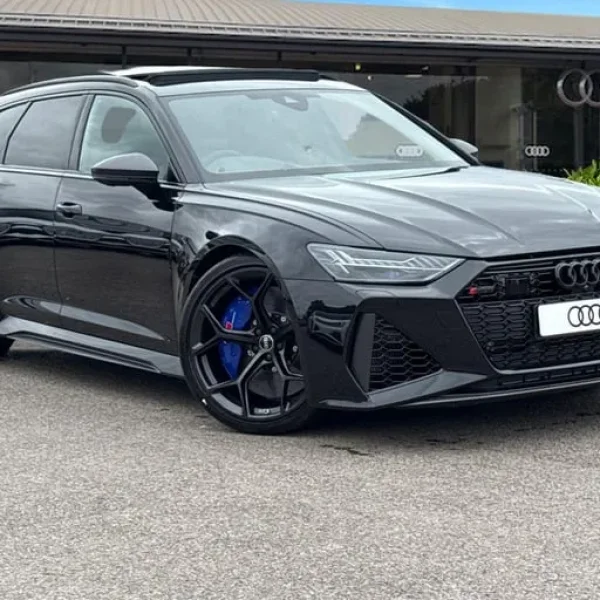 2025 Audi RS6 Avant 4.0 TFSI V8 Performance Carbon Vorsprung