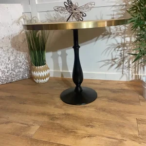 Solid heavy round table - Image 3