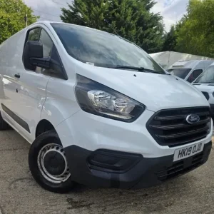 2019 Ford Transit Custom 2.0 EcoBlue L1 SWB Panel Van - Image 3