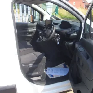 2021 Peugeot Partner 1.5 BlueHDi 1000 Professional Panel Van - Image 7