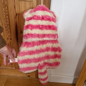 Bagpuss hot water bottle - Image 2