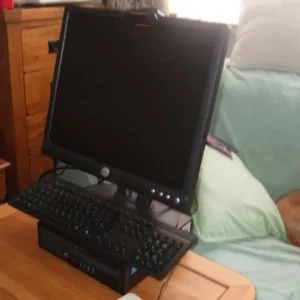 PC Bundle with Windows 10 - Image 4