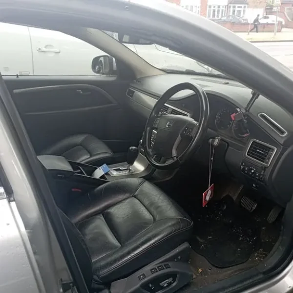 Volvo S80 2007 2400cc 4-door saloon