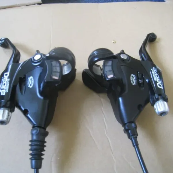 Shimano Deore 9-speed gear shifters and brake levers ST-M510