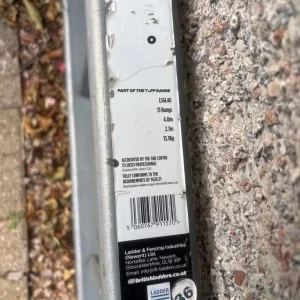 Aluminium 13 rung ladder - Image 2