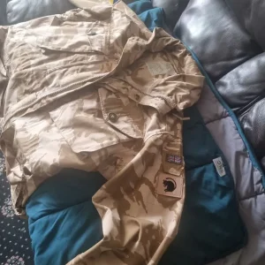 Mens army jacket size xl - Image 7