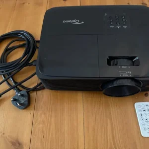 Optoma S334e DLP Projector