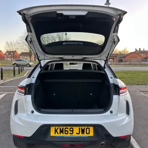 2019 DS 3 BlueHDI Prestige S/S Hatchback Diesel Manual - Image 8