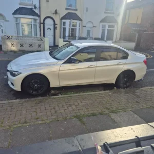 BMW 3 Series Saloon 2014 Manual 1995cc 4-door - Image 3