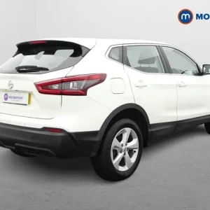 2020 Nissan Qashqai 1.3 DiG-T 160 Acenta Premium 5dr SUV Petrol Manual - Image 3